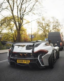 radracerblog: McLaren P1 GTR @aaltomotive 