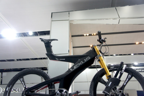Lexus NXB concept bike by burnlab / Michael Doyle.More design here.