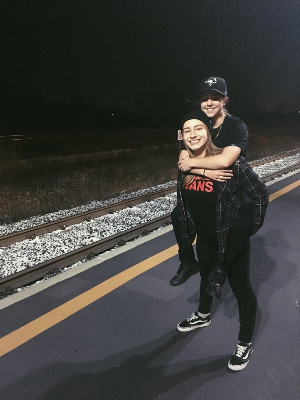 still-holding-on-to-you:  so much love for this girl🔥 @late-night-highss