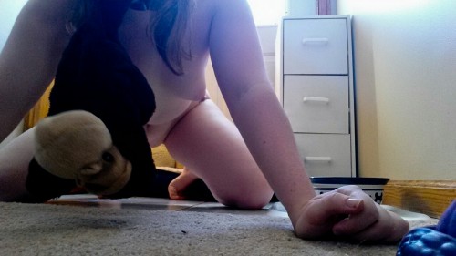 worthlesslittle:  x