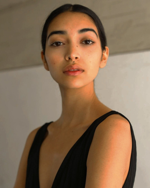 sara esparza @ the lionsig: saraesparz