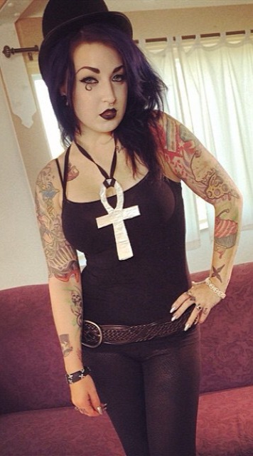 comicbookcosplayvixens:       Death of The Endless by Draven Star  