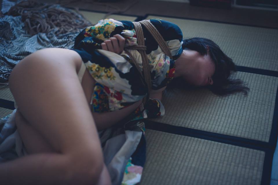 misungui:  Misungui by Alex Dirtyonp (rope and photo) 