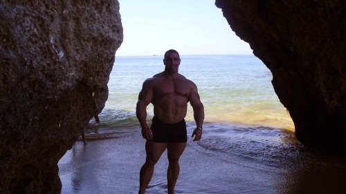 musclegods2:  Marcos Chacon. 