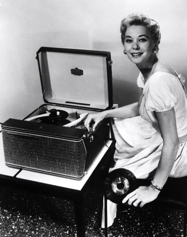 GIRLS GONE VINYL