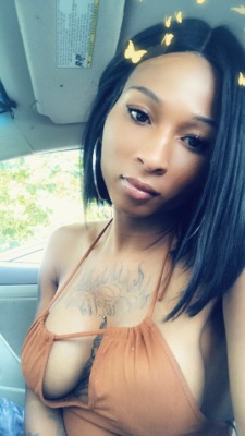 chinasweetcheeks:  Beautiful transgender