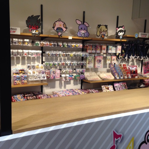 capsule-bunny:  Show by Rock cafe in Shibuya, parco