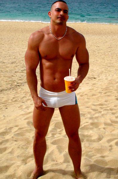 oofahpapa:  ♂♂ http://oofahpapa.tumblr.com/archive 