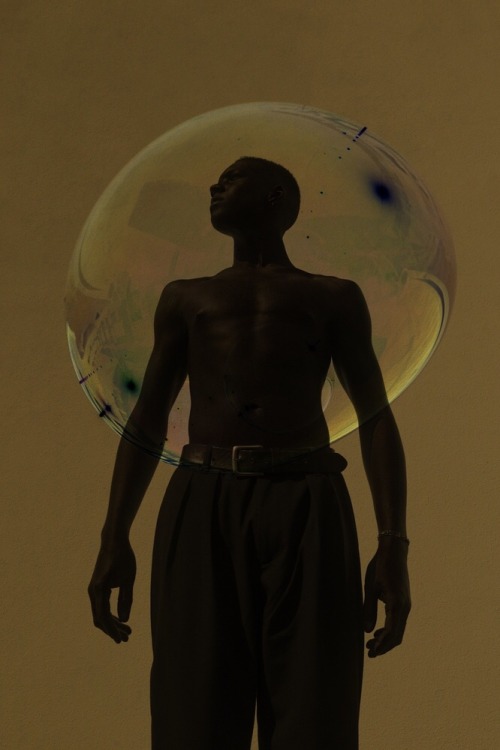 percygrinchshelley:Djeneba Aduayomgalerienumber8.com/artists/38-djeneba-aduayom/works/