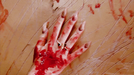 evildead2:GINGER SNAPS (2000) dir. John Fawcett