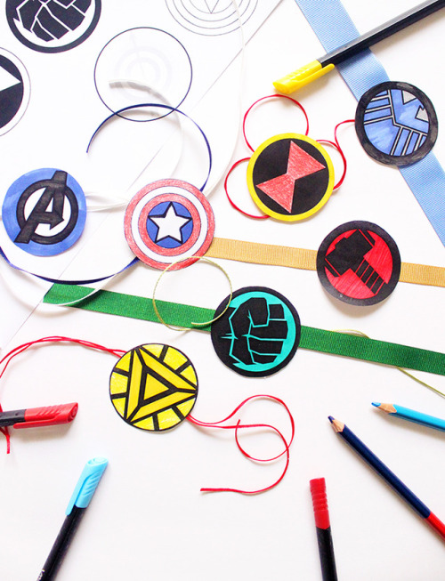 Printable Colouring Rakhis! Avengers Theme