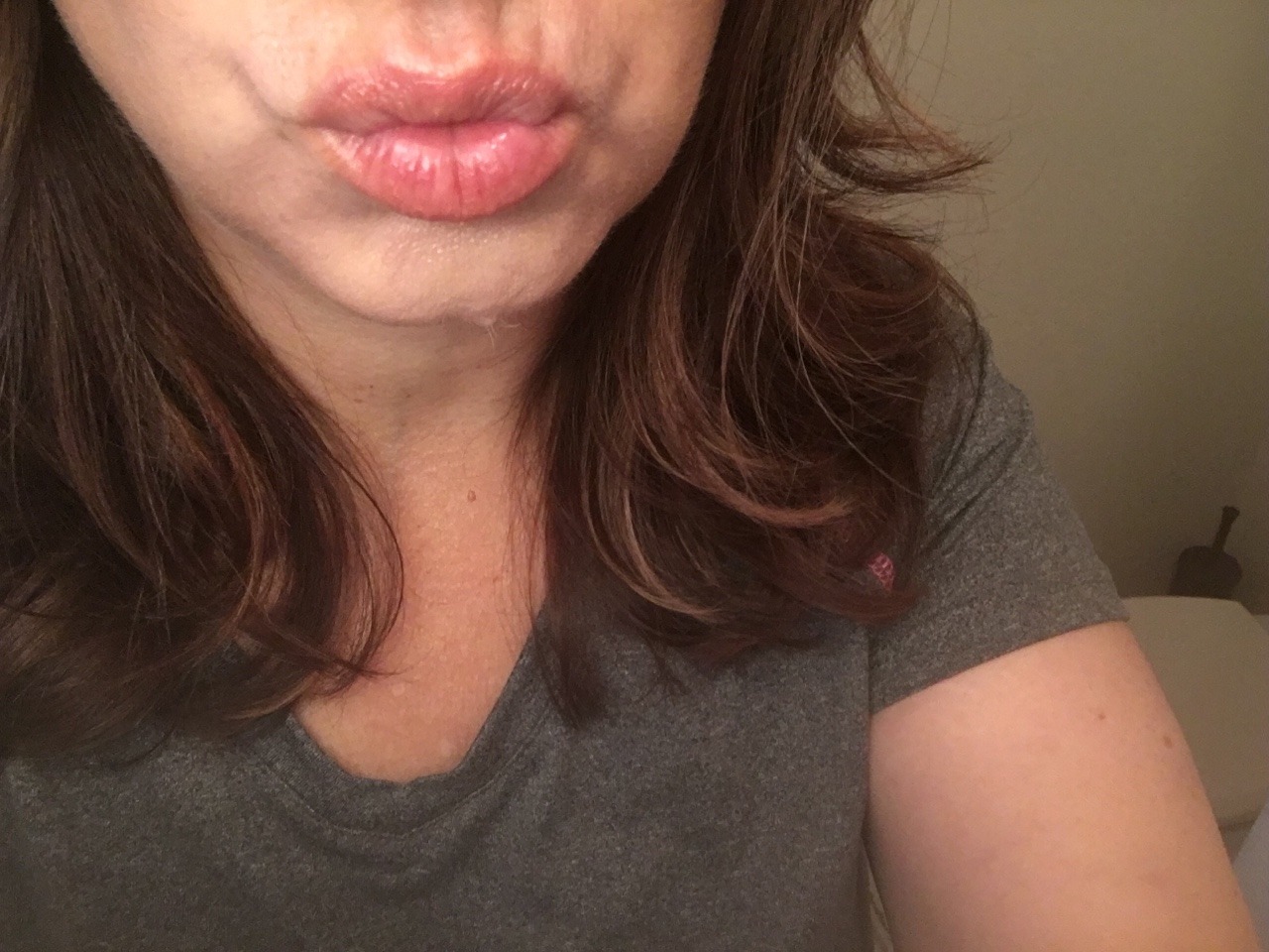 mistressvaliant:  A request from a follower for a pic of my lips and a kiss.  So