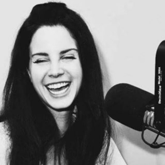 lets-be-sad-together:  feliz cumpleaños hermosa