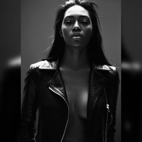 michaelrecycles:thebrownladies.afiyabennett.#afiyabennett shot by @phpesquet 