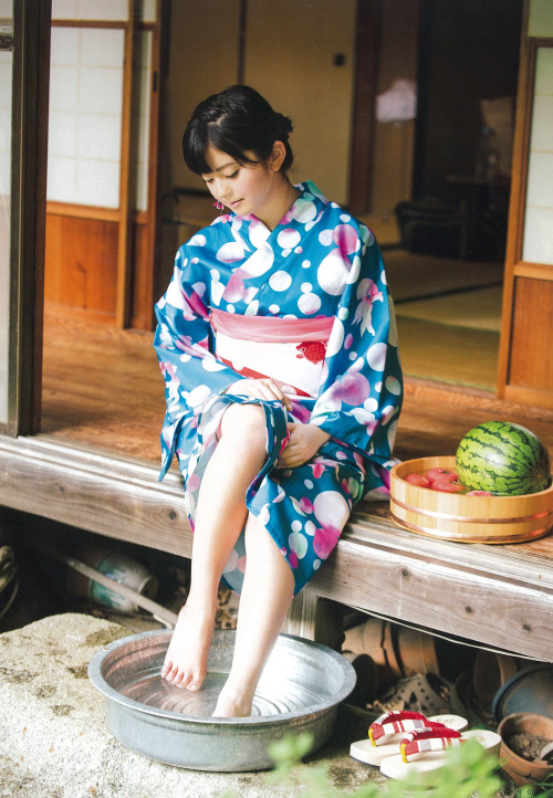 cubo48: unknown634:「鈴木美愉」+「UTB」(Vol.246)