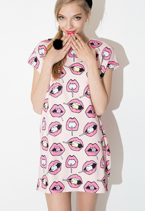 nymphetfashion:  Pink Lips & Lollipops Print Dress 💋  🍭