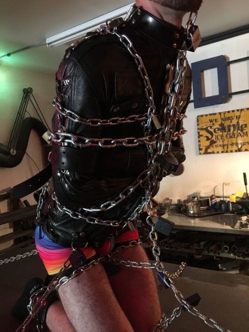 seabondagesadist:  Begin with a really cute boy in really cute rainbow underwear, add a straightjacket and as many chains and locks as you can get your hands on. This is a recipe for a really hot heavy bondage moment… 😈😈😈  Special thanks Jockbound