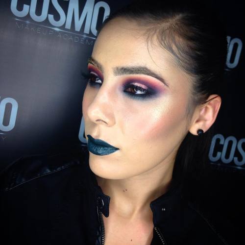 @cosmomakeupacademy ❤️ #makeup #motd #makeupbyjanny #mua #makeupartist #smokeyeyes #darklip #skin #s