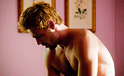 johnconstantinedaily:  John Constantine in 1x02 