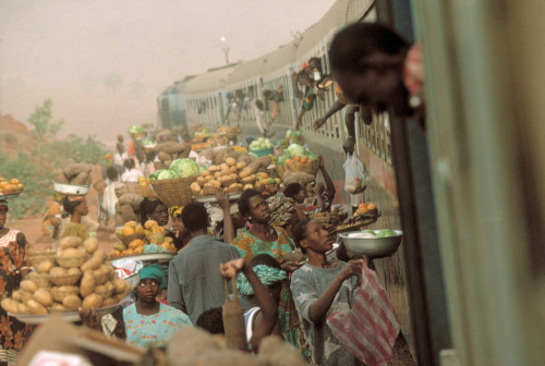 fotojournalismus:Mali, 1996.Photo by Abbas