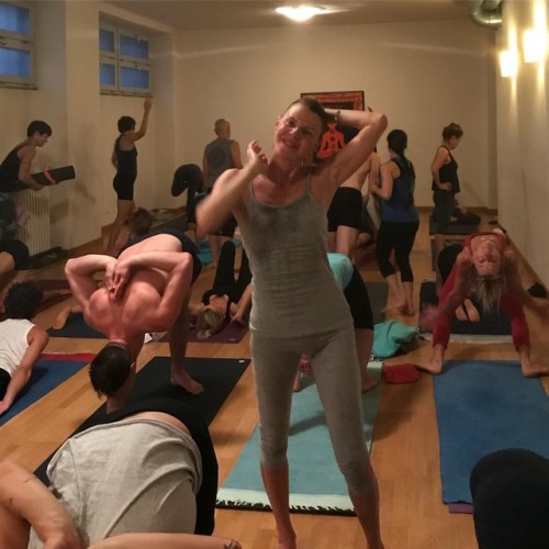 #linomiele yoga ‍♀️ (presso Scuola di Ashtanga Yoga)