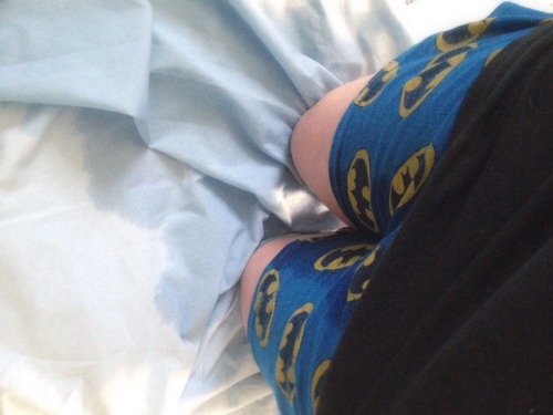 fluffy-omorashi:  Shame posting of my wetting accident! Embarrassingly holding up my peed sheets in wet boxers😣 Had a movie day and tried to hold it while watching! Only made it a movie and a half before I stopped squirming and had a accident in bed😓