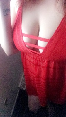 readyformayhem:  Never take body shots like this but I’m in love with this new nightie 😍😍😍