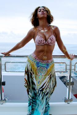 thefinestbitches:  Beyonce Knowles