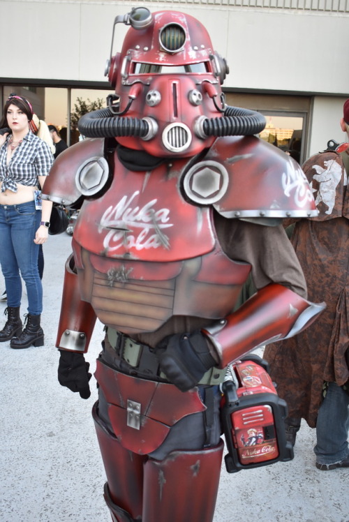 saiyuri-thedragonborn:Fallout photoshoot & solos at Dragon*Con 2017 [Part 3] [Part 1] [Part 2] [