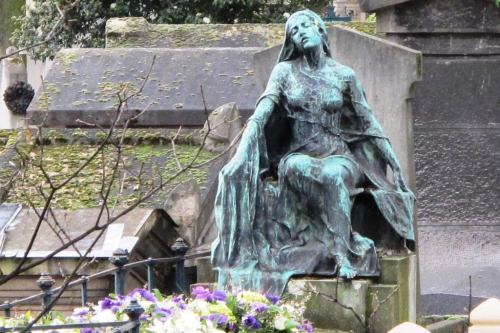 legendary-scholar:  “Lament”   a bronze sculpture in Tomb of Robert Didsbury Montmartre Cemetery, Paris. It expresses the grief of a mother who in 1910 lost her 20-year-old son, Robert Didsbury. The sculptor was Robert’s mother, Jacqueline. Her
