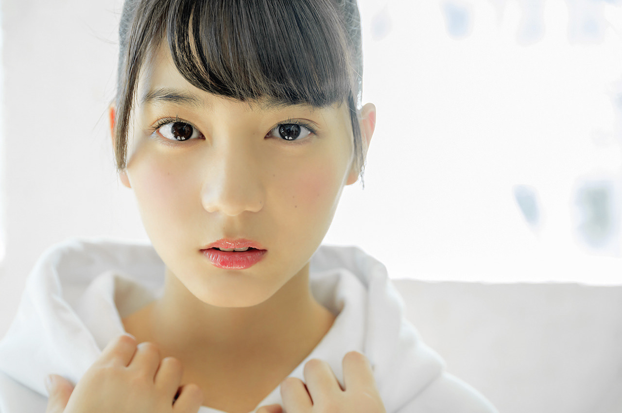 sakamichipost46:  U18 zero 小坂菜緒 1HUSTLE PRESS OFFICIAL WEB SITE 2018.02.09 の画像を色調変更など