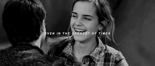 arwenundomiel: ‘…if one only remembers  to turn on the light.’ [x]