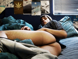 fraternityrow:  he looks ready for company :) 