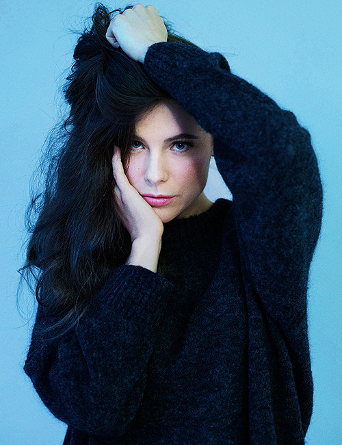 talesofnorth:  Caroline Dhavernas for Magazine Cineplex