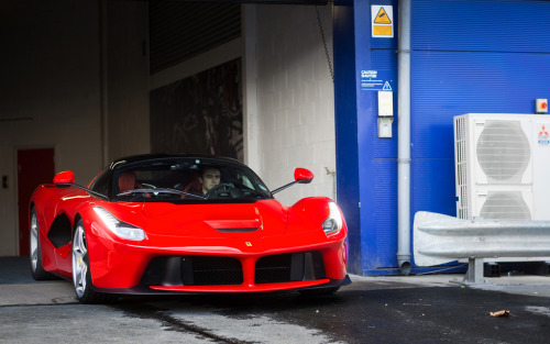 linxspiration: LaFerrari by Alex Penfold