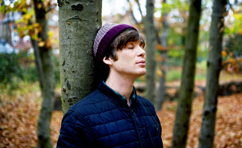 ohfuckyeahcillianmurphy:Hello Autumn! | Cillian Murphy photographed by Andrew Testa for The New York