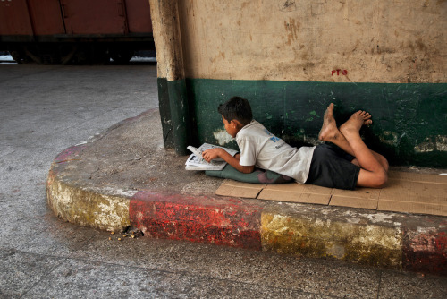 nevver:  It felt as if one’s entire world was one, long Sunday afternoon. Nothing to do. Nowhere to go. Steve McCurry