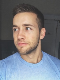 arcampbell94:The beard is back (for a limited time only)