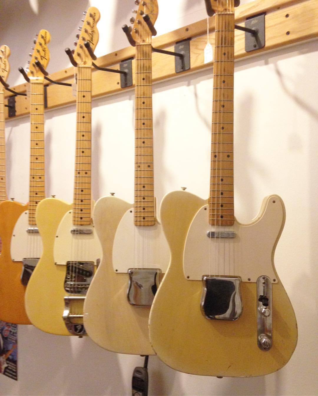 retrofret:
“We have a 1956 Telecaster. A 1957 Esquire a 1969 Telecaster with a Bigsby and a 1975 Telecaster. Please come by to give them a try! #retrofretvintageguitars #retrofret #gowanus #fendersofinstagram #fendertelecaster #fenderesquire...