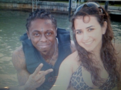 For #ThrowbackThursday, here is a rare photo of the G.O.A.T. Lil Wayne! https://www.lilwaynehq.com/t