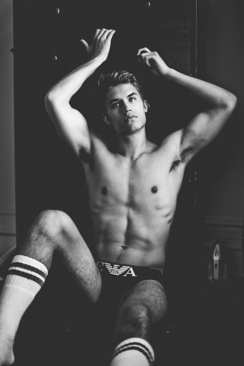 manniskorarkonstiga:  Brandon St. Claire Models   