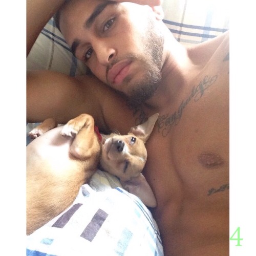 expossingpapis69:  www.expossingpapis69.tumblr.com  Fine ass IG boys😍😍🔥🔥 part 3  1- shamoyy  2- bitonofficial  3- deonee_arnez  4- realquanndel  5- advassell  6- tey.santana  7- aaron_knightnyc  8- tk_datflyguy  9- gentlemenqs  10- amirobe