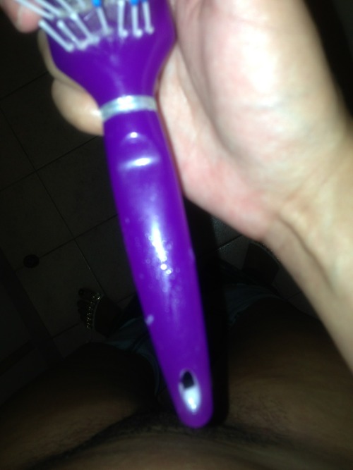 marketingslut:  I fucked myself with my hairbrush in the work toilets then cleaned my cum up with my new pink panties ready to lick tonight when I get home x 