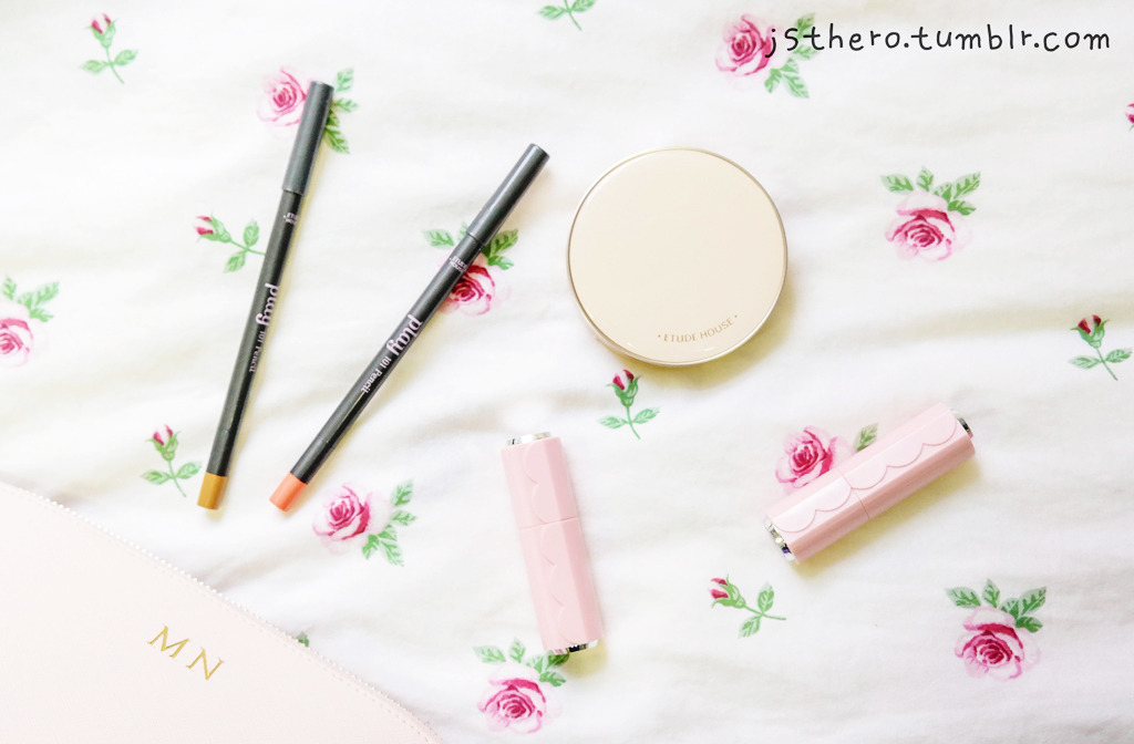 A look inside the Etude House Pink Bird box: Open Your Eyes Make