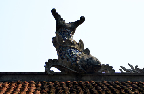 Roof decorated with a fish at Quan Thanh Temple established during the reign of Emperor Lý Thái Tổ (