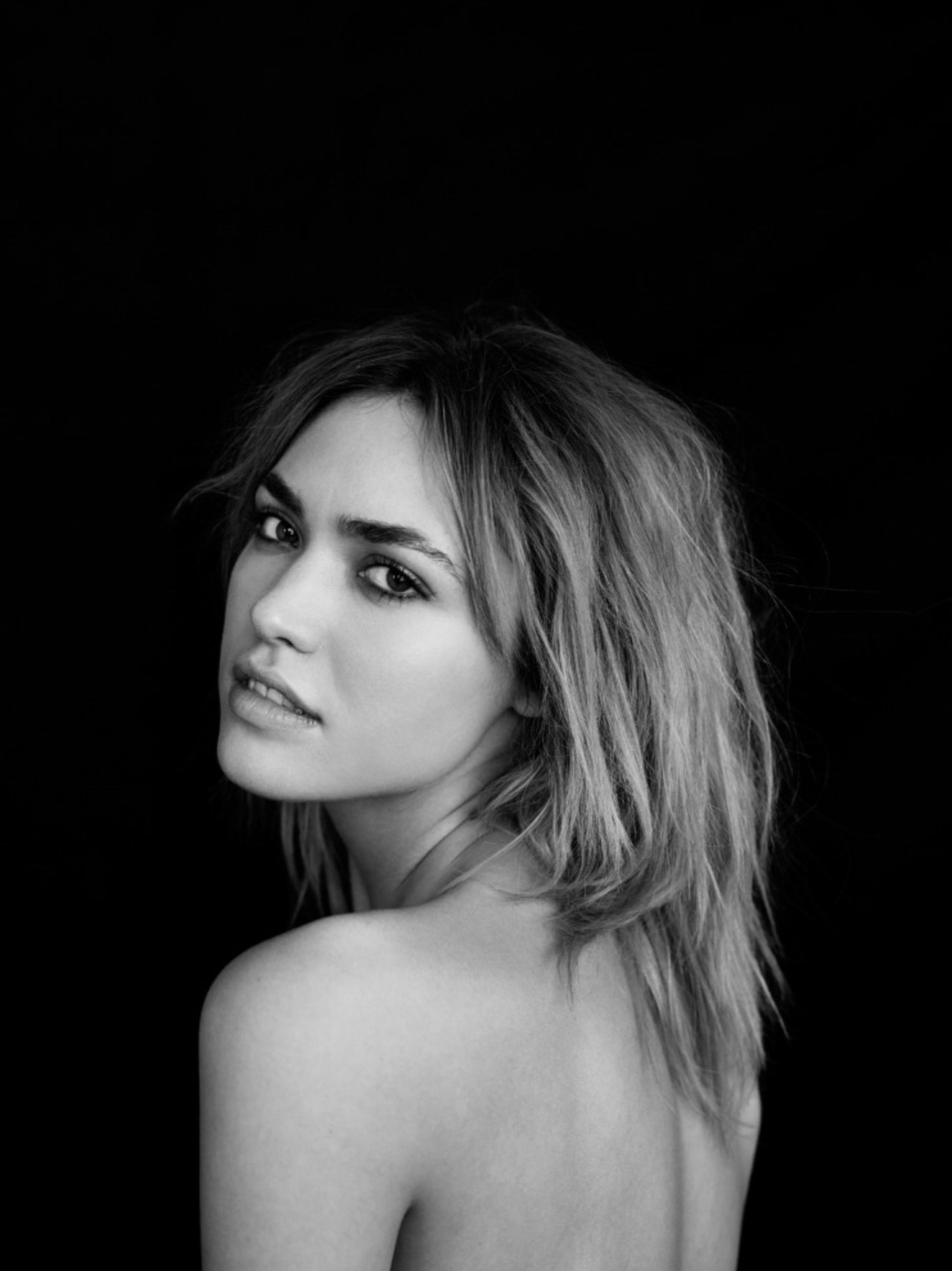 favorcelebs:  Cora Keegan