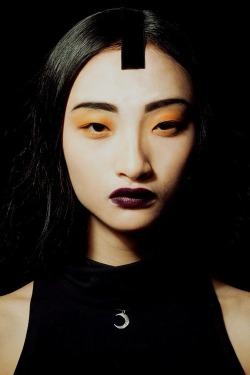 bodhisattva-belladonna:  Rowena Xi Kang Winter looks.