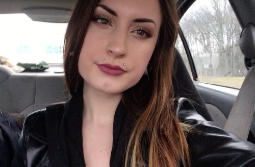 miranda-ann:  • 😋 •