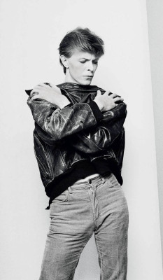 soundsof71:  David Bowie for ‘Heroes’ 1977, by Masayoshi Sukita