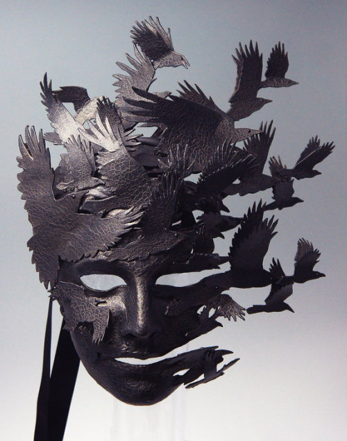 crossconnectmag:Masks by Cyndy SalisburyCyndy Salisbury creates amazing mask art from Bainbridge Isl